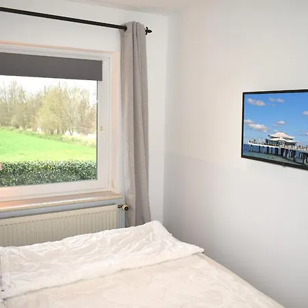 Haus Steilufer Nr 01 * Lubeck