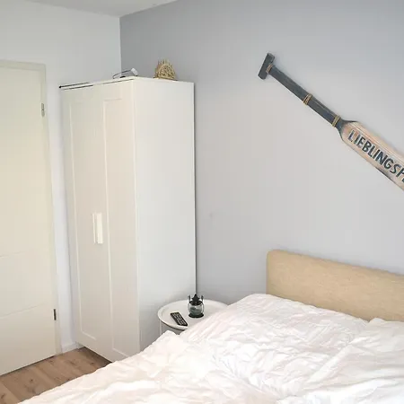 Haus Steilufer Nr 01 *